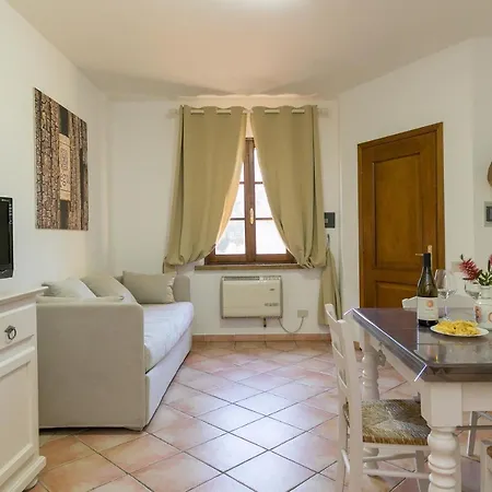 Podere Nuti - 4 Lauro Holiday home